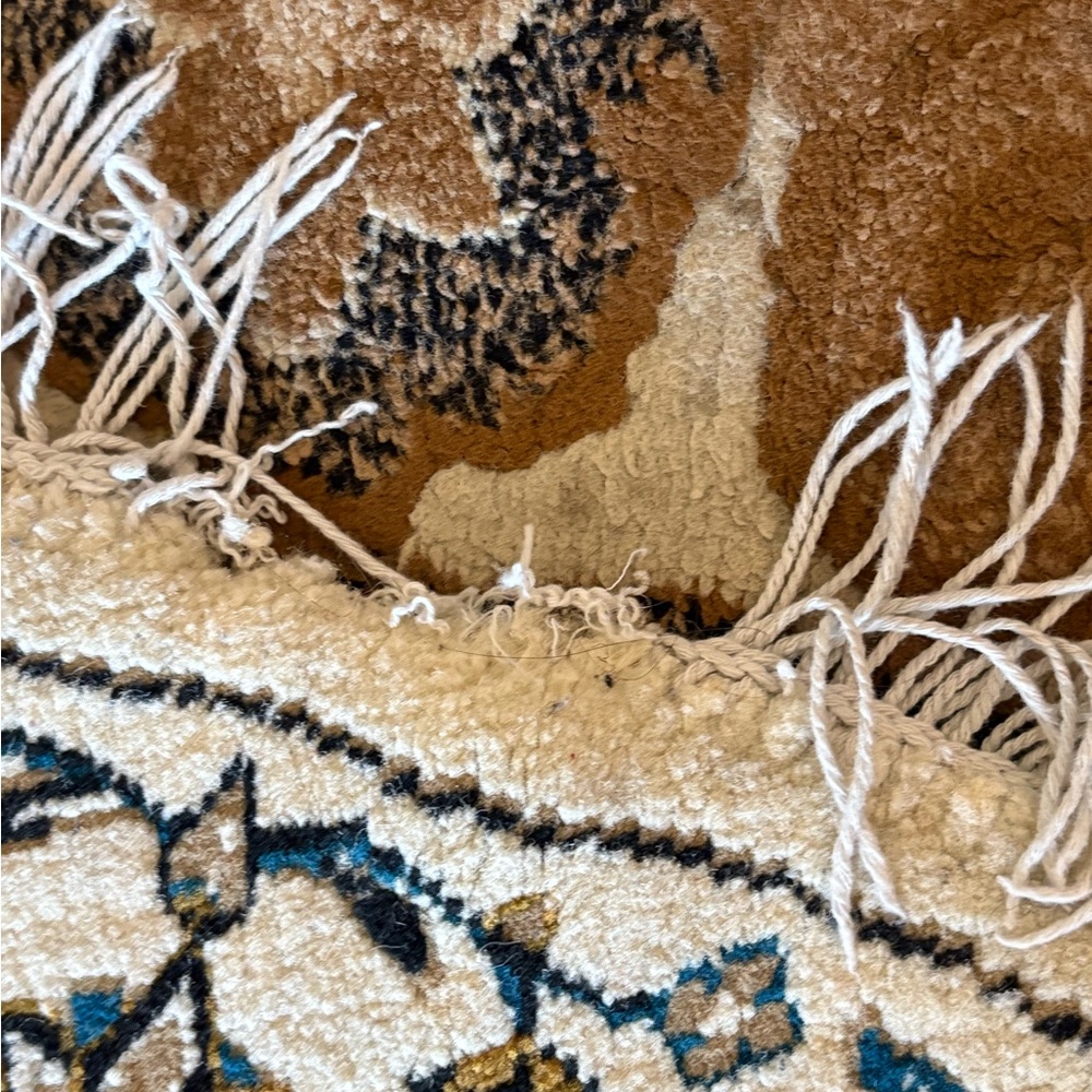 Authentic Persian Circular Rug (Handmade) - Picture 7 of 9